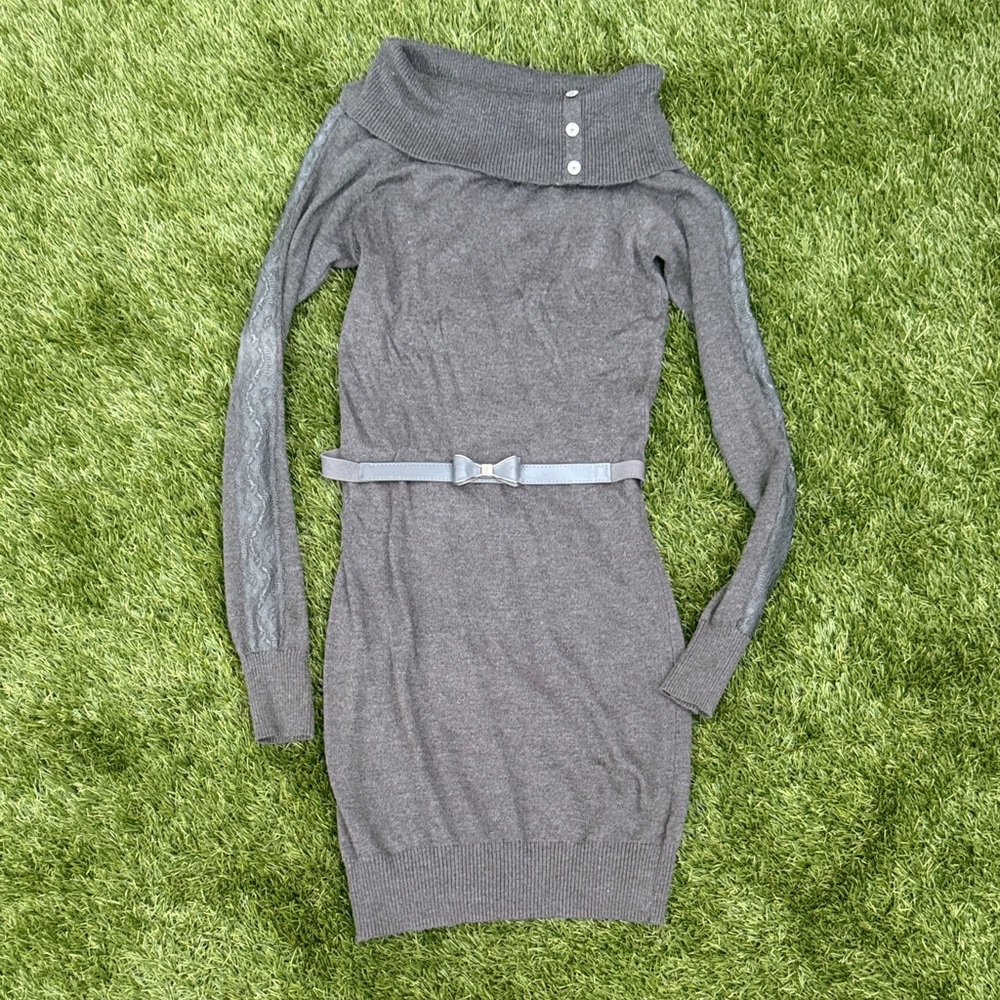 Candie’s Gray Off-the-Shoulder Sweater Dress with removable Belt Size Small